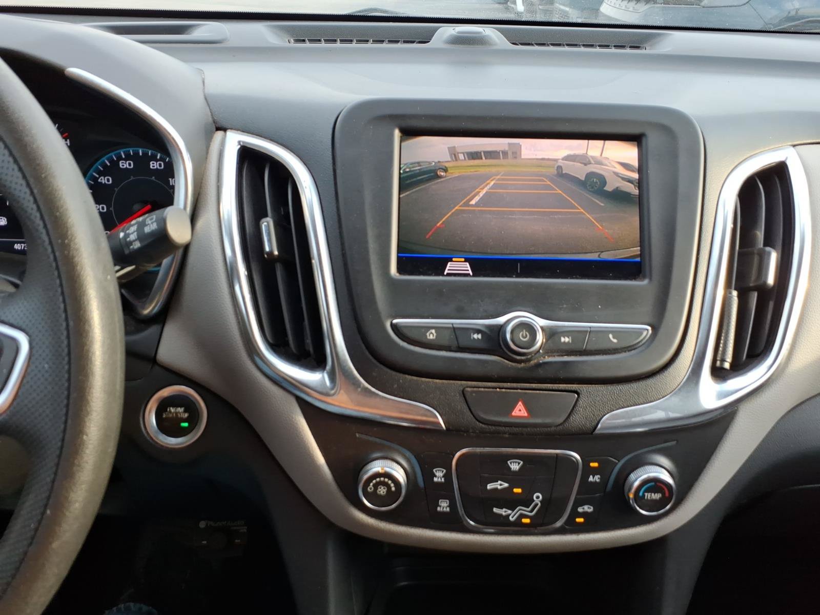Used 2021 Chevrolet Equinox LS w/ LS Convenience Package FWD image 15