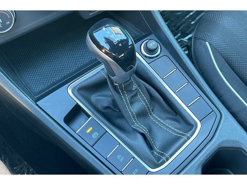 Used 2023 Volkswagen Jetta Sport FWD image 31