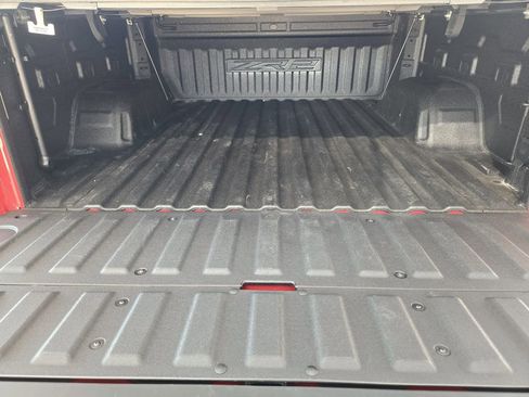 Used 2023 Chevrolet Silverado 1500 ZR2 image 30