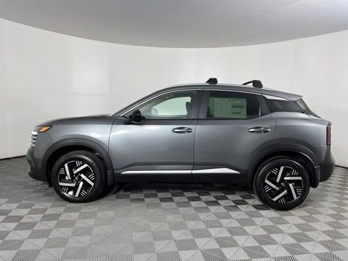 New 2026 Nissan Kicks SV w/ Cold Weather Package FWD image 7