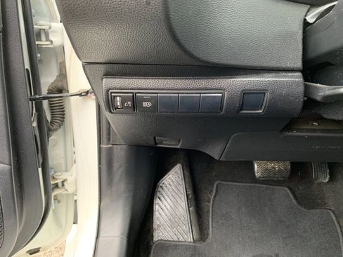 Used 2020 Toyota Corolla XSE w/ Carpet Mat Package (TMS) image 32