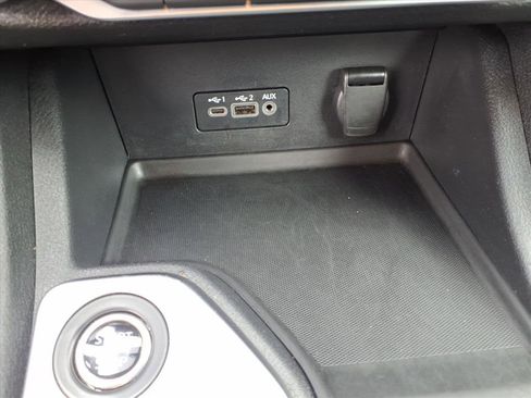 Used 2023 Nissan Sentra SR FWD image 12