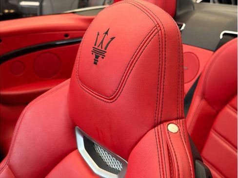 Used 2016 Maserati GranTurismo Sport image 46