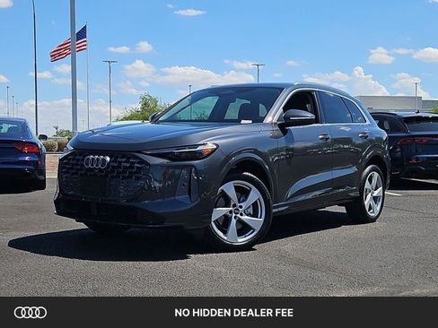 Used 2025 Audi Q5 Premium Plus w/ Premium Plus AWD/4WD image 1