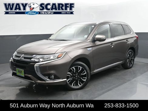 Used 2018 Mitsubishi Outlander GT AWD/4WD image 1