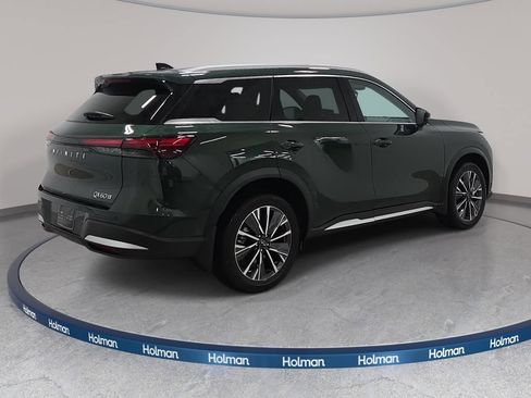 Certified 2026 INFINITI QX60 Luxe w/ Cargo Package AWD/4WD image 5