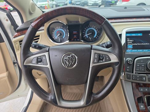Used 2013 Buick LaCrosse Touring FWD image 42
