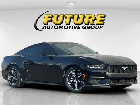 Certified 2024 Ford Mustang Coupe RWD image 1