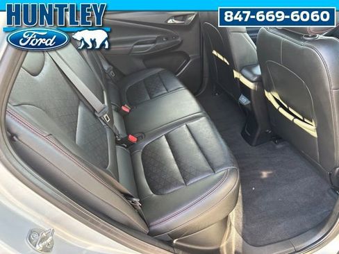 Used 2023 Chevrolet Bolt EUV Premier w/ Sun & Sound Package FWD image 12