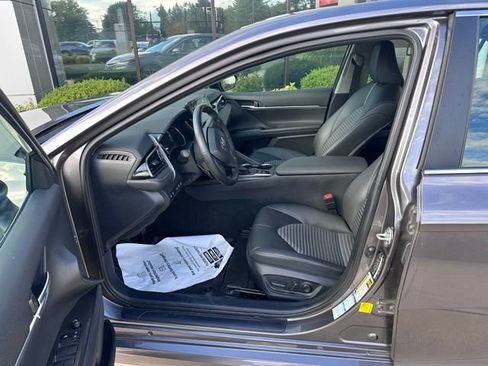 Used 2024 Toyota Camry SE w/ Cold Weather Package AWD/4WD image 19