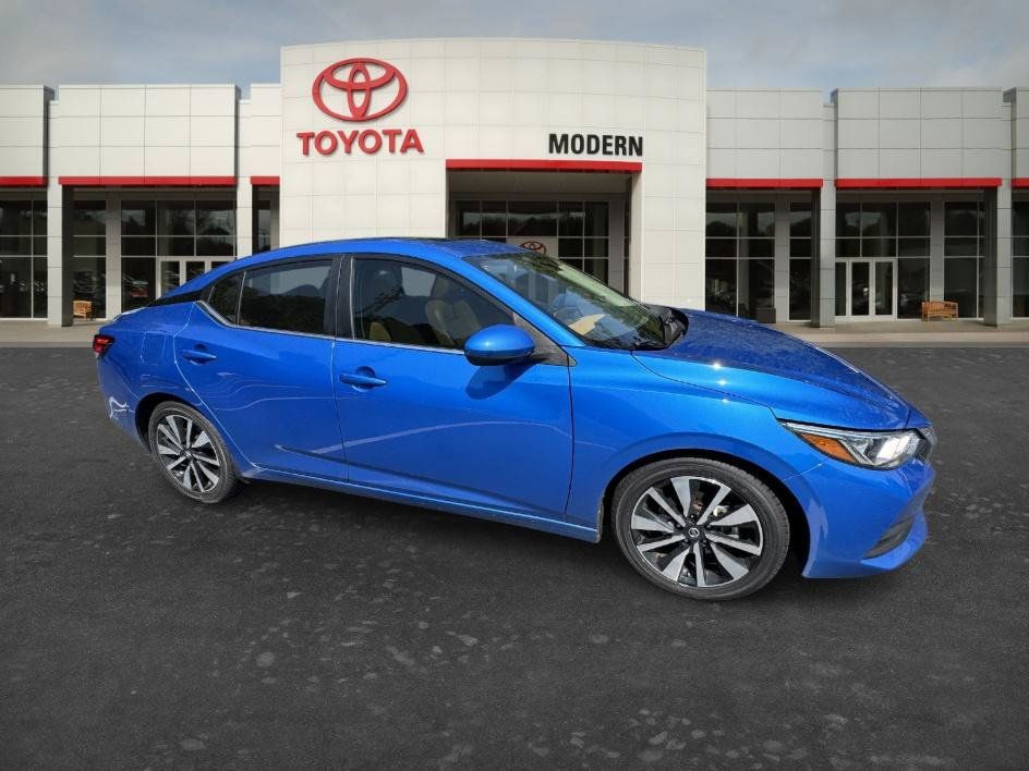 Used 2022 Nissan Sentra SV w/ SV Premium Package FWD image 12