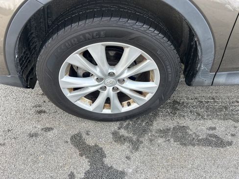 Used 2015 Toyota RAV4 Limited image 9