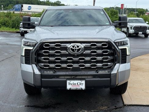 Used 2025 Toyota Tundra Platinum AWD/4WD image 10