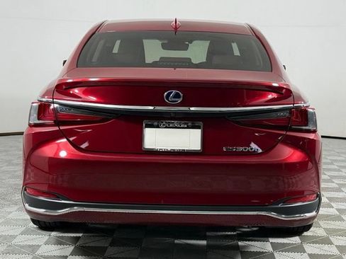 Used 2019 Lexus ES 300h w/ Premium Package FWD image 7