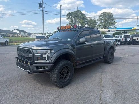 Used 2017 Ford F150 Raptor w/ Equipment Group 802A Luxury AWD/4WD image 21