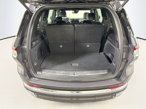 Used 2023 Jeep Grand Cherokee L Overland AWD/4WD image 31