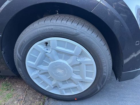 New 2026 Kia Carnival SX image 2