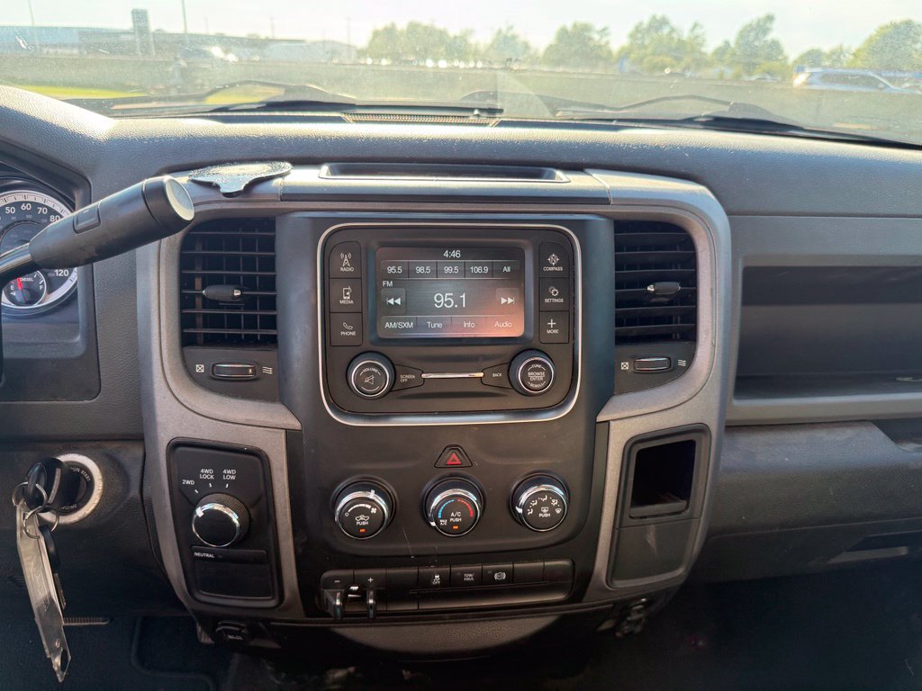 Used 2014 RAM 2500 Tradesman w/ Chrome Appearance Group AWD/4WD image 13