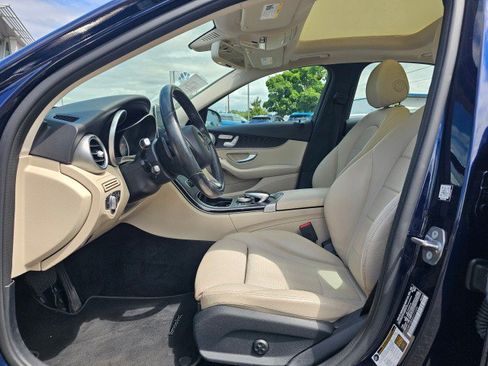 Used 2016 Mercedes-Benz C 300 Sedan image 26
