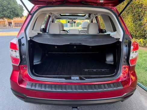 Used 2015 Subaru Forester 2.5i Premium AWD/4WD image 19