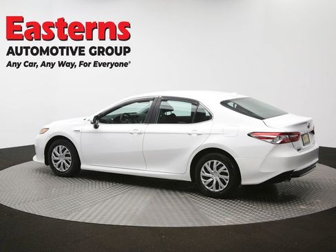 Used 2020 Toyota Camry LE image 63