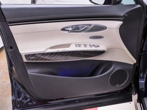 Certified 2022 Genesis GV70 3.5T Sport w/ Sport Prestige Package image 30