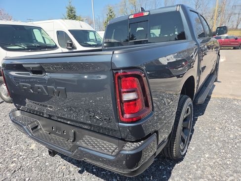 New 2026 RAM 1500 Express AWD/4WD image 16