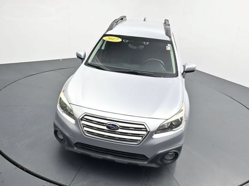 Used 2017 Subaru Outback 2.5i Premium AWD/4WD image 25