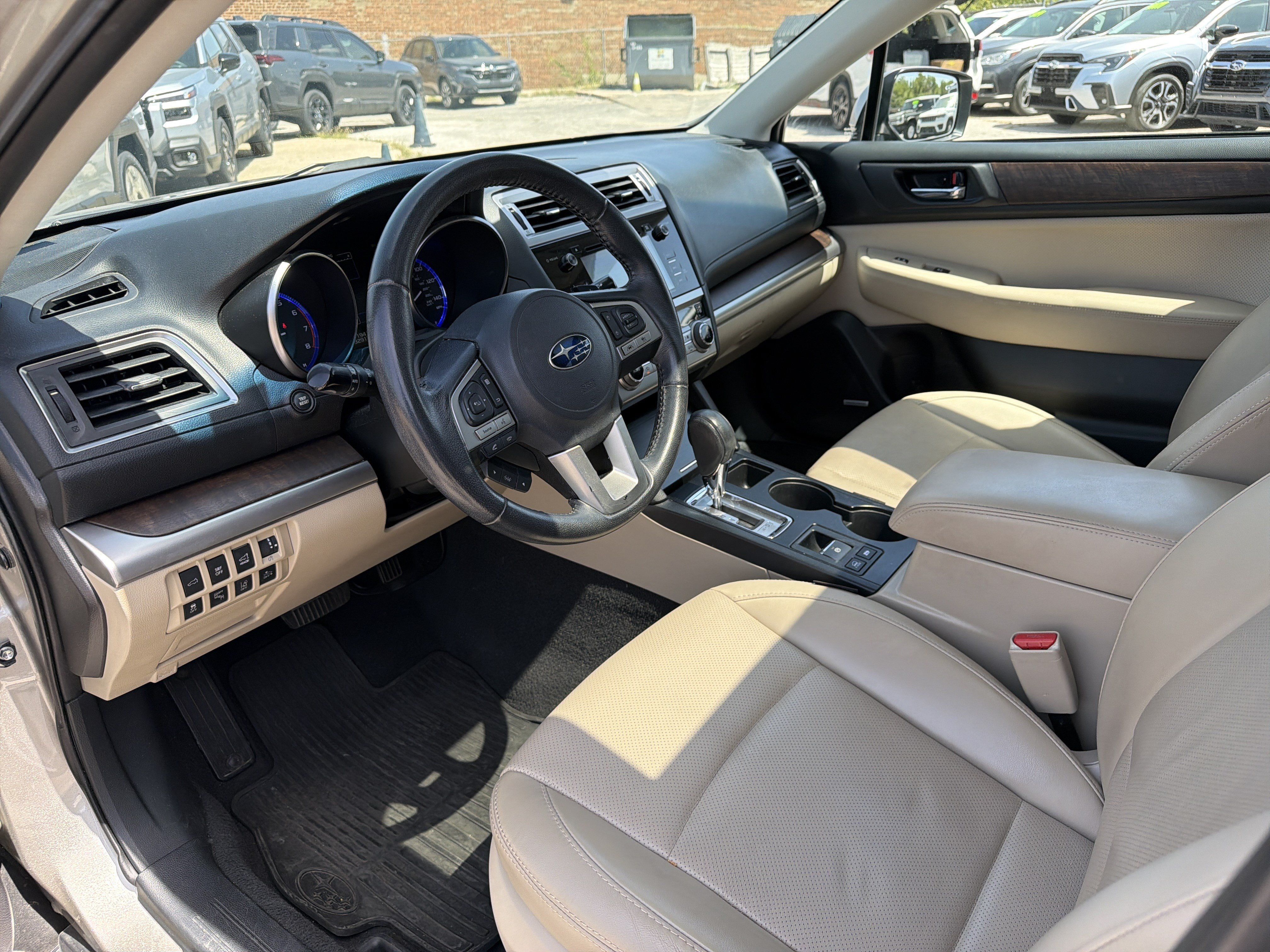 Used 2017 Subaru Outback 2.5i Limited AWD/4WD image 24