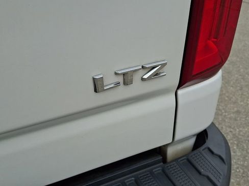 Used 2020 Chevrolet Silverado 2500 LTZ w/ LTZ Premium Package image 27