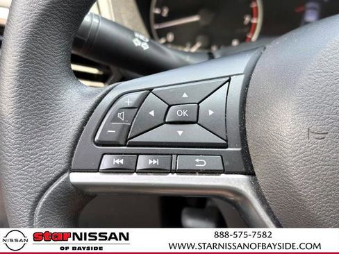 Certified 2021 Nissan Altima 2.5 SV image 21