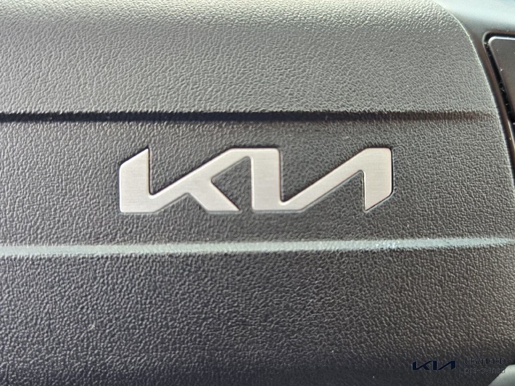 Certified 2025 Kia K4 FWD image 27