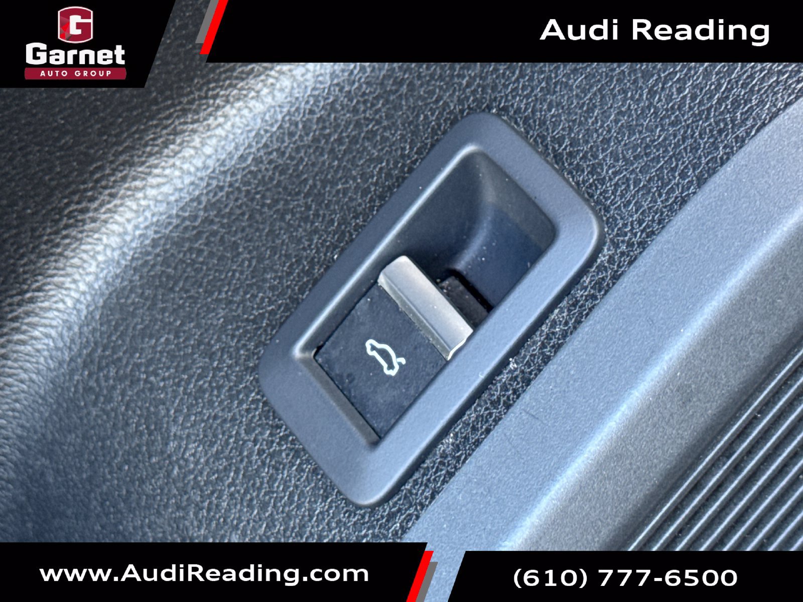 Certified 2024 Audi SQ5 Premium Plus w/ Premium Plus Package AWD/4WD image 32