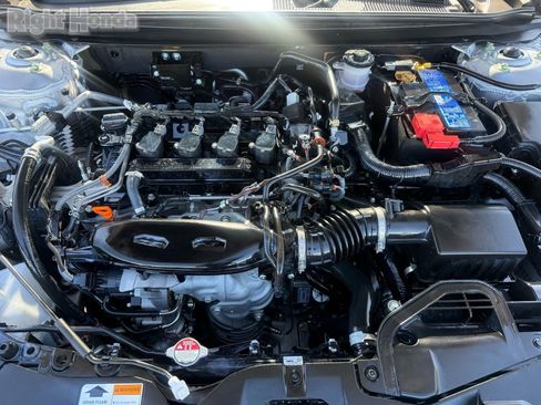 Certified 2025 Honda Accord SE image 33