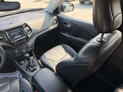 Used 2020 Jeep Cherokee Limited AWD/4WD image 20