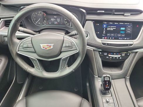Used 2022 Cadillac XT5 Luxury FWD image 11