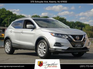 Used 2020 Nissan Rogue Sport SV w/ Technology Package image 1