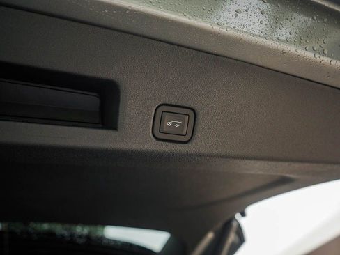 New 2026 Buick Enclave Sport Touring w/ Power Package image 9