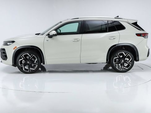 New 2026 Volkswagen Tiguan SEL R-Line AWD/4WD image 41