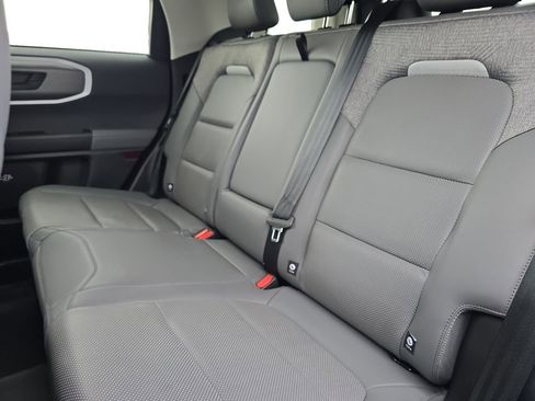 Used 2025 Ford Bronco Sport Badlands image 14