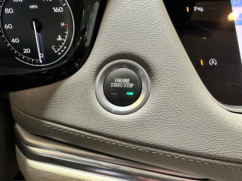 Used 2021 Cadillac XT5 Premium Luxury AWD/4WD image 21