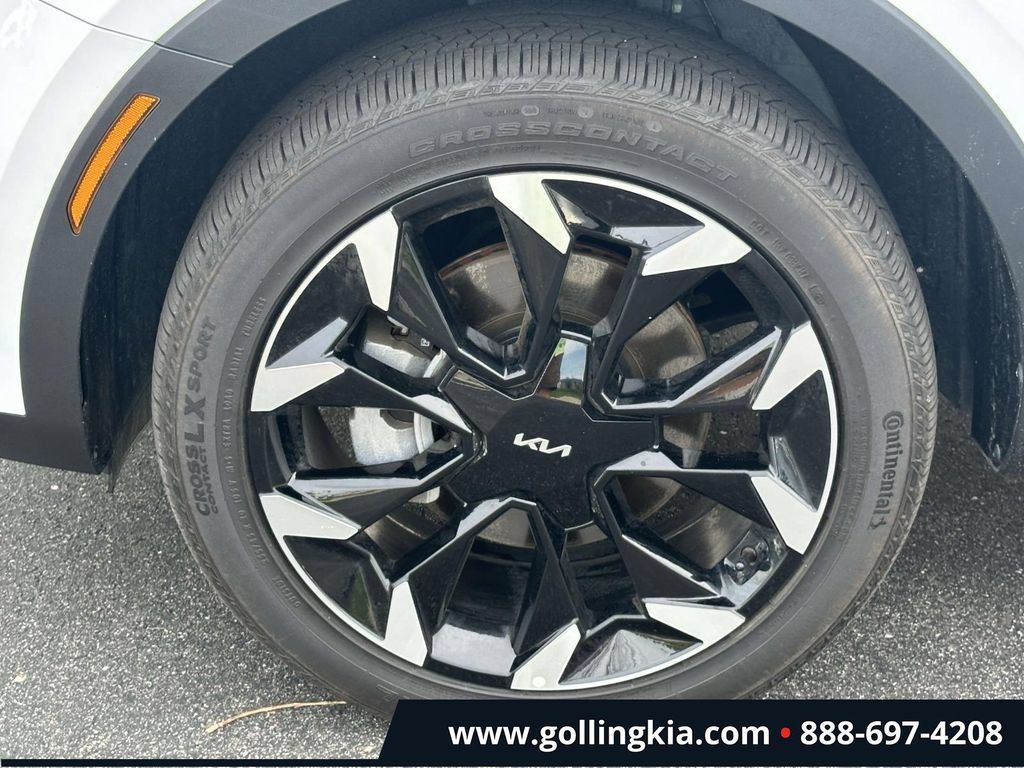 Certified 2026 Kia Sorento EX AWD/4WD image 7