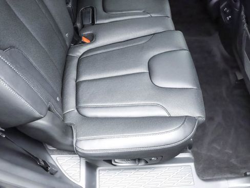 Used 2025 Hyundai Palisade SEL image 24