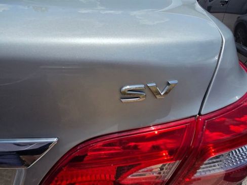 Used 2019 Nissan Sentra SV FWD image 7