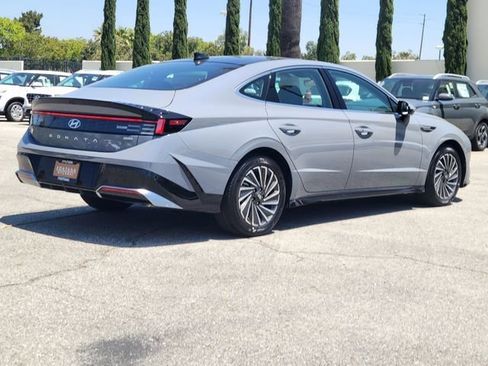 New 2026 Hyundai Sonata SEL FWD image 4