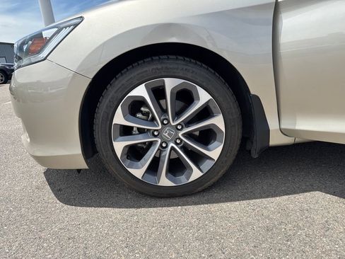 Used 2015 Honda Accord Sport image 34