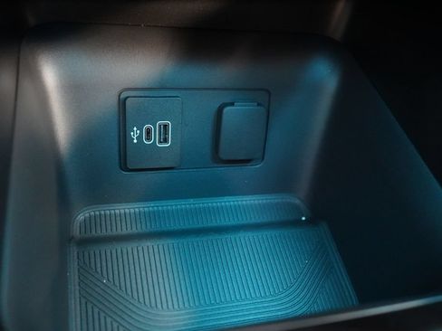 New 2026 Ford Explorer ST AWD/4WD image 39