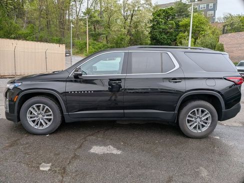 Used 2023 Chevrolet Traverse LT AWD/4WD image 6