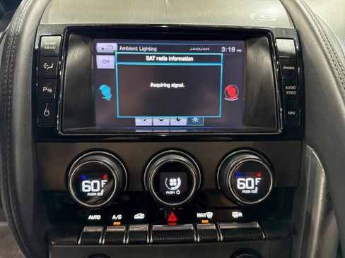 Used 2014 Jaguar F-TYPE S image 23