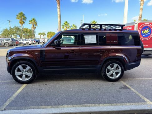 Used 2023 Land Rover Defender 130 SE image 3